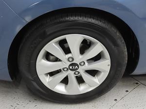 KIA Pride - Vista 10