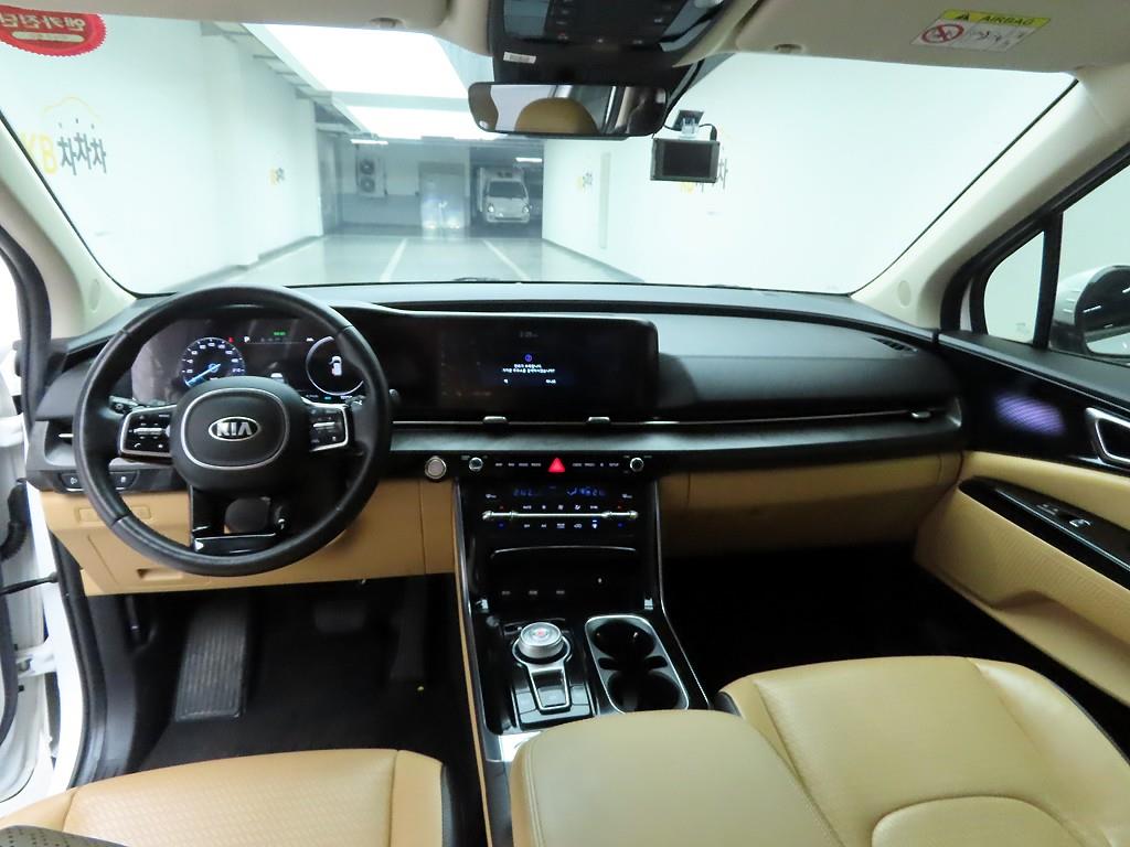 KIA Carnival - Vista 6