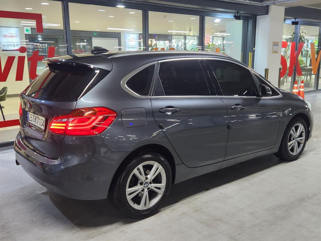 BMW 2 series - Vista 4