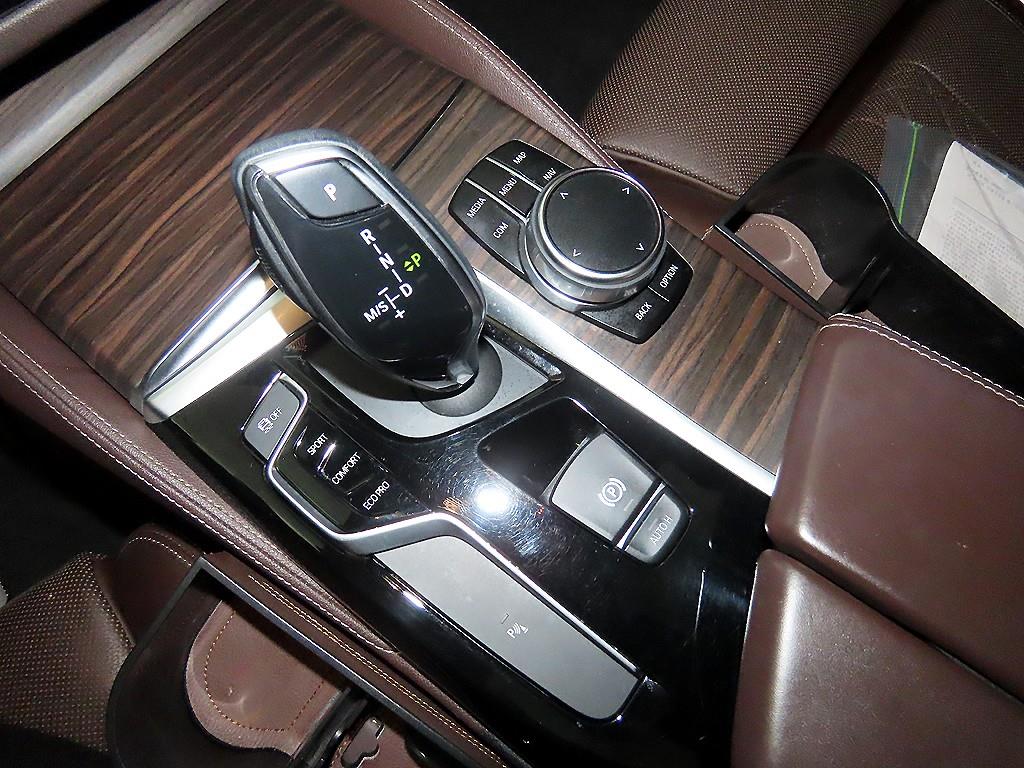 BMW 5 Series - Vista 12