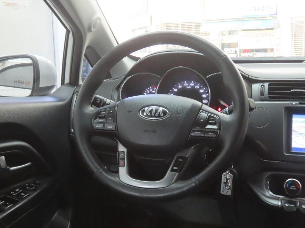 KIA Pride 2013 Blanco - Importación desde Corea - HF Imports Iquique - Foto 16