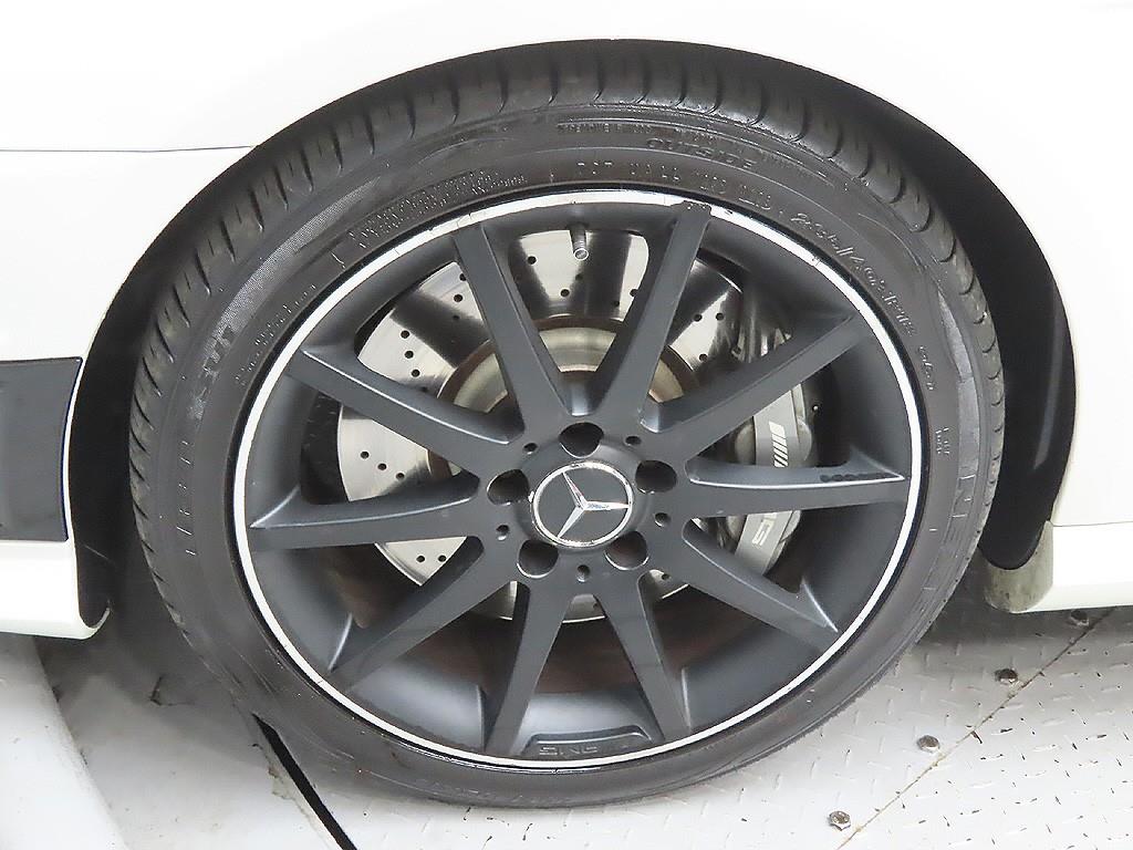 Mercedes Benz SLK Class - Vista 9