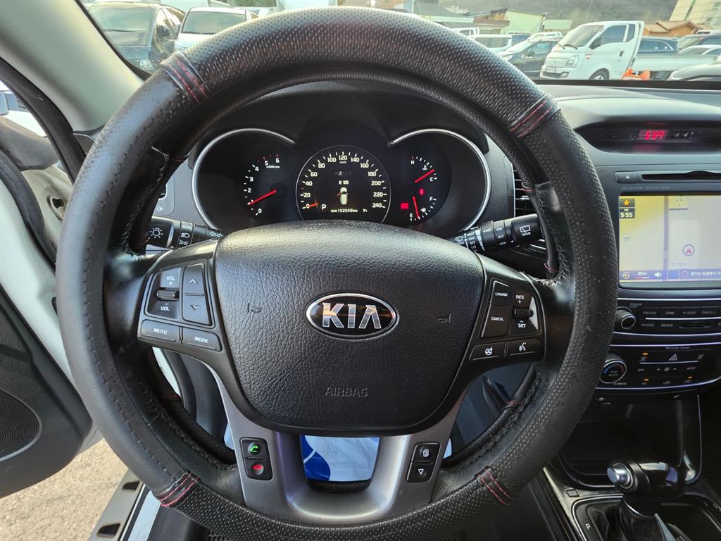 KIA Sorento - Vista 12