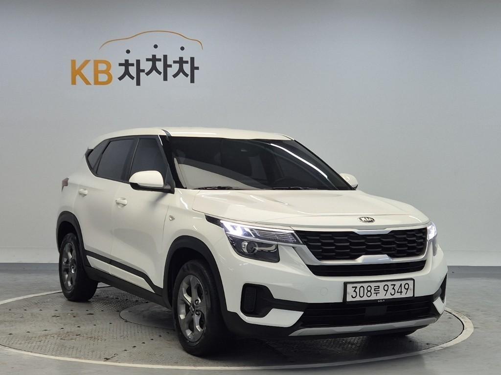 KIA Seltos - Vista 4