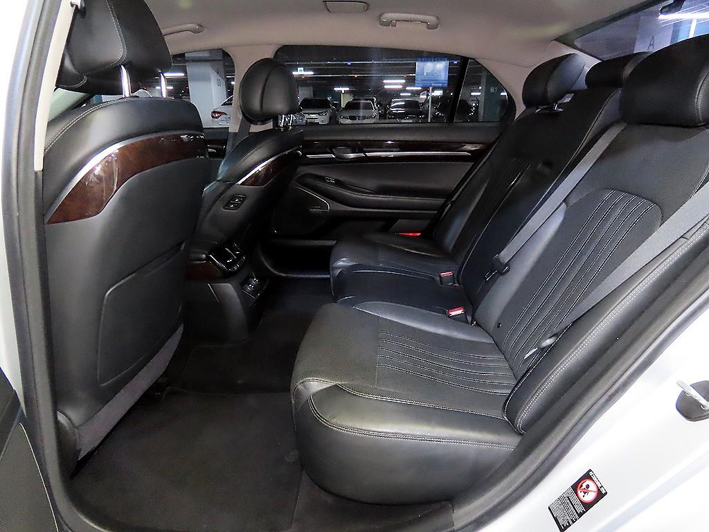 Genesis EQ900 - Vista 7