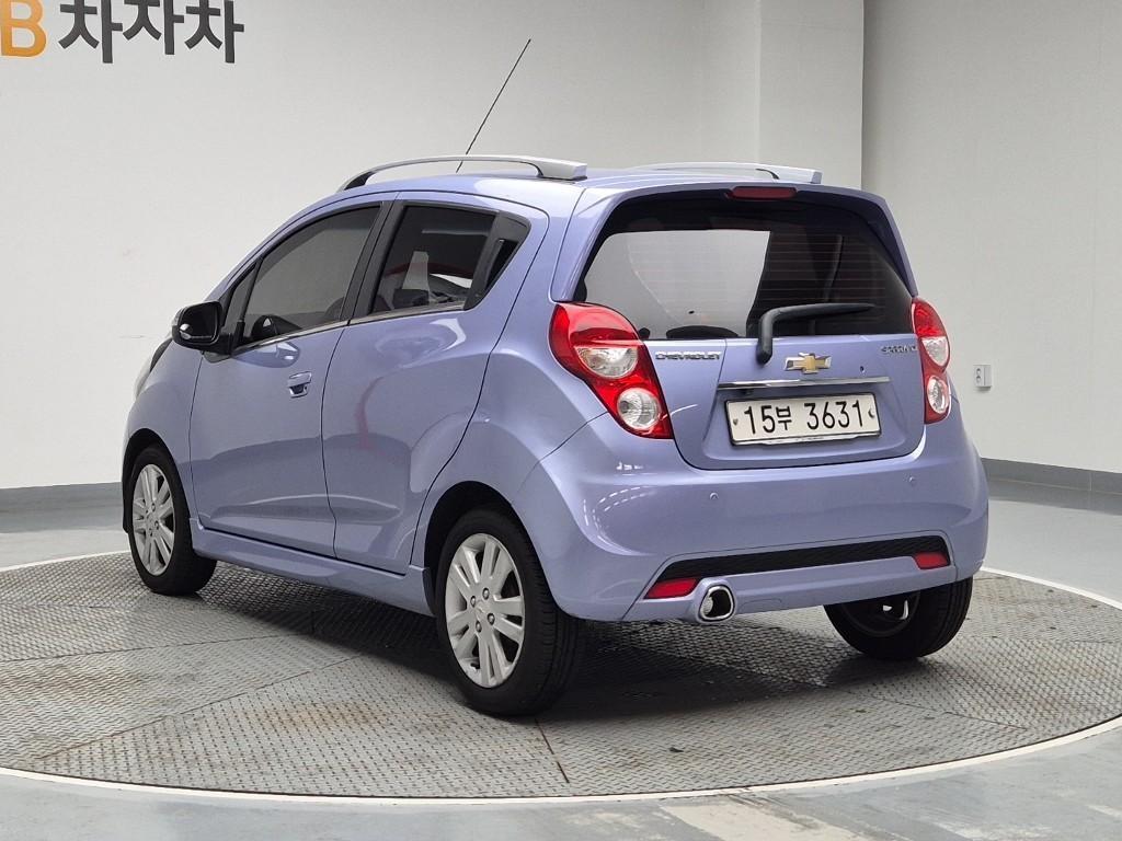 Chevrolet Spark - Vista 4