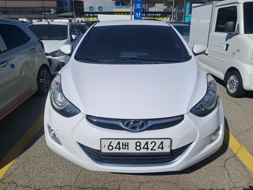 HYUNDAI Avante 2013 Blanco - Importación desde Corea - HF Imports Iquique - Foto 1