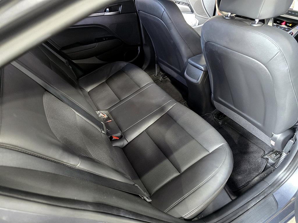 HYUNDAI Avante 2017 Gris - Importación desde Corea - HF Imports Iquique - Foto 17