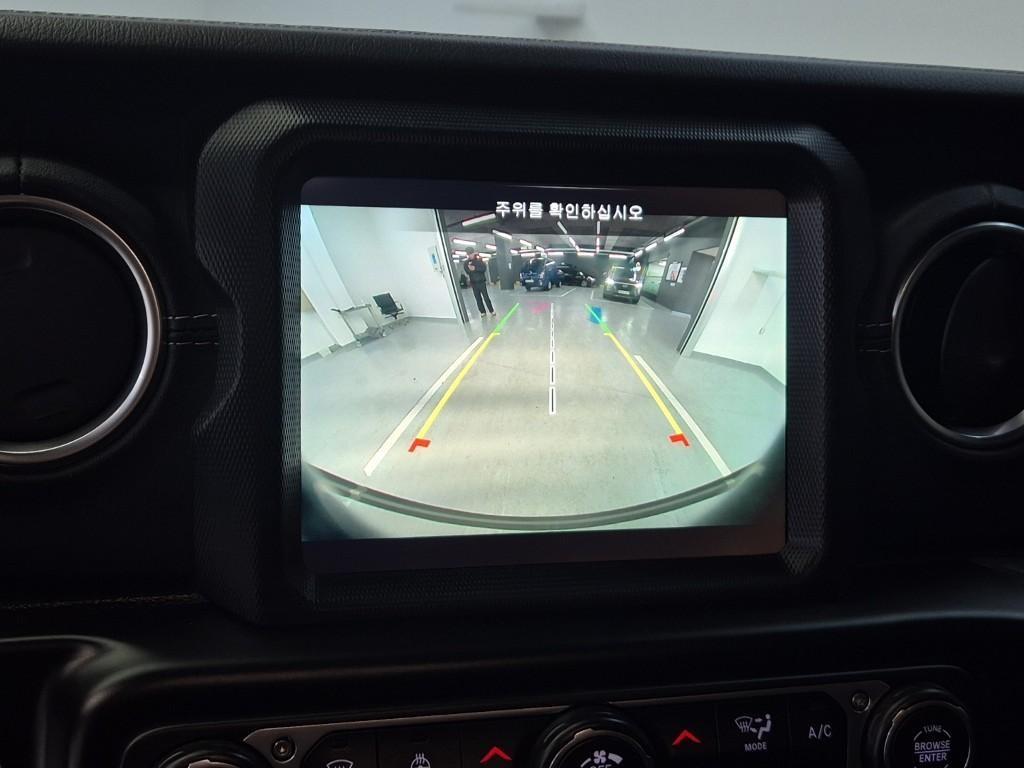 Jeep Wrangler 2021 Negro - Importación desde Corea - HF Imports Iquique - Foto 14