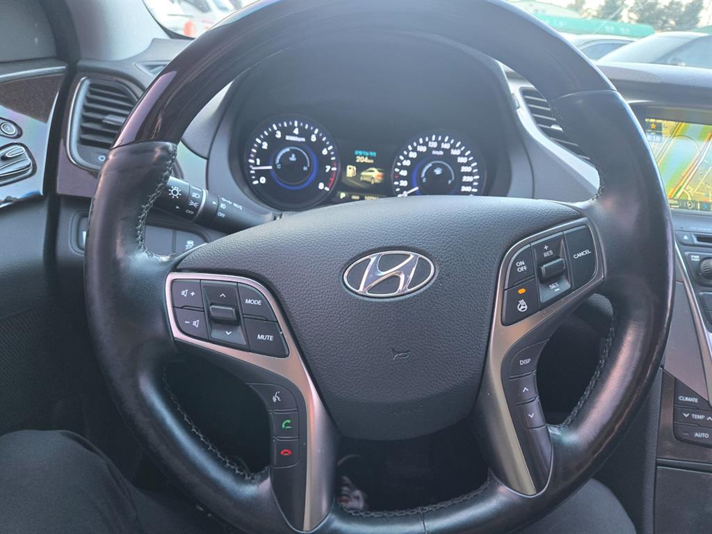 HYUNDAI Grandeur - Vista 11