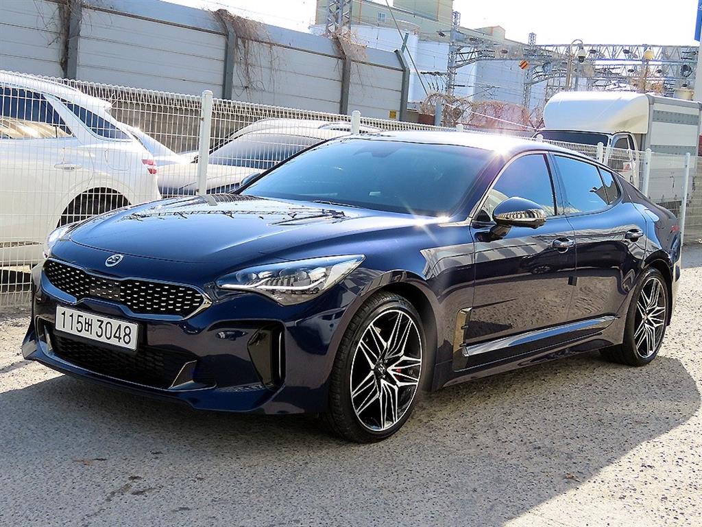 KIA Stinger - Vista 2