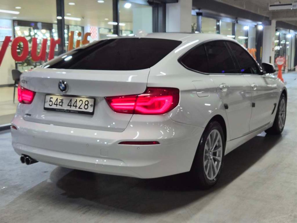 BMW Gran Turismo - Vista 4