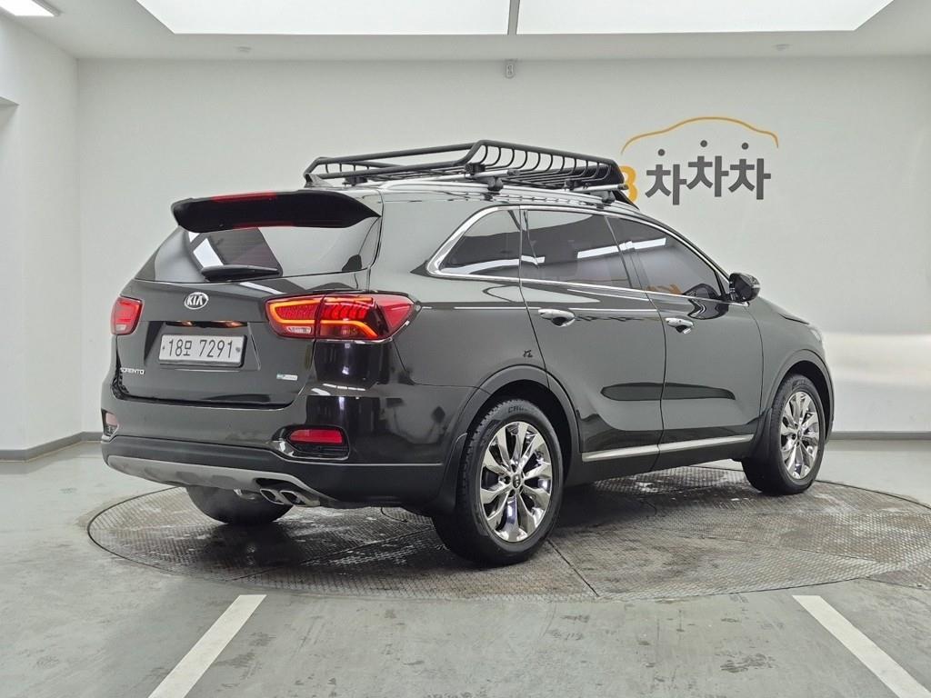 KIA Sorento - Vista 4