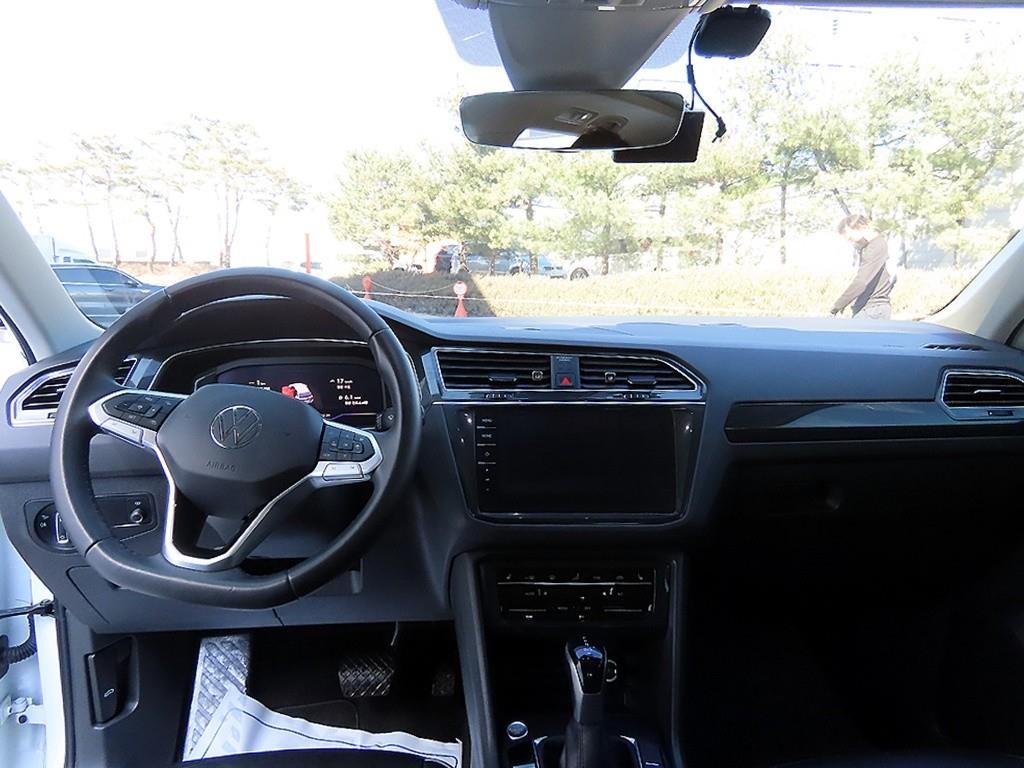 Volkswagen Tiguan - Vista 7