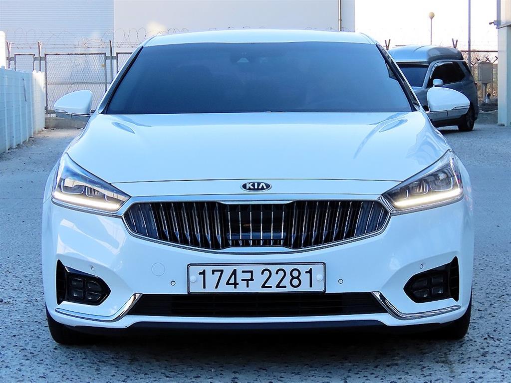 KIA K7 2019 Blanco - Importación desde Corea - HF Imports Iquique - Foto 1