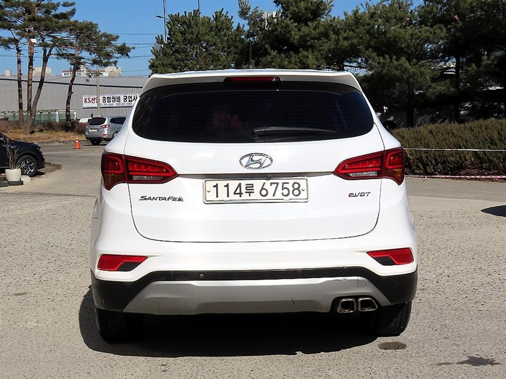 HYUNDAI Santa Fe - Vista 4