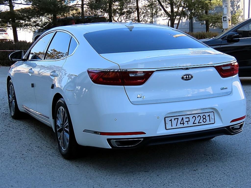 KIA K7 - Vista 3