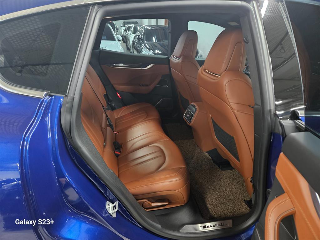 Maserati Levante - Vista 12