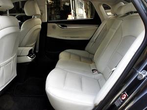 HYUNDAI Grandeur - Vista 12