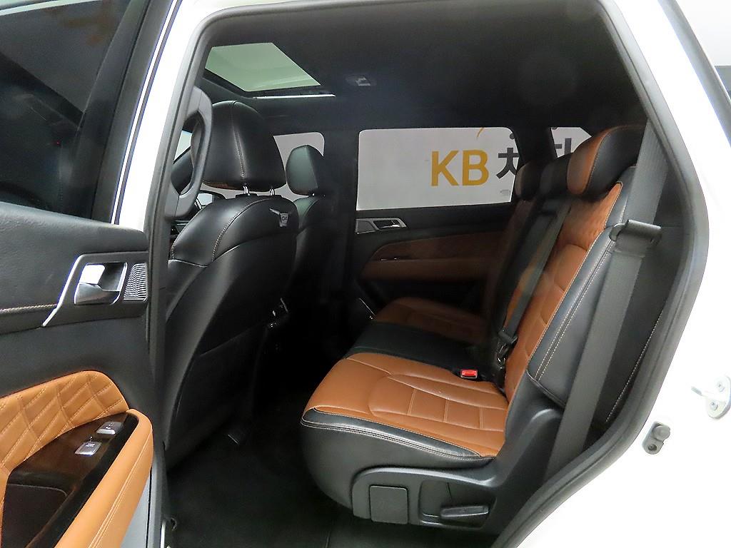 Ssangyong Rexton 2019 Blanco - Importación desde Corea - HF Imports Iquique - Foto 14