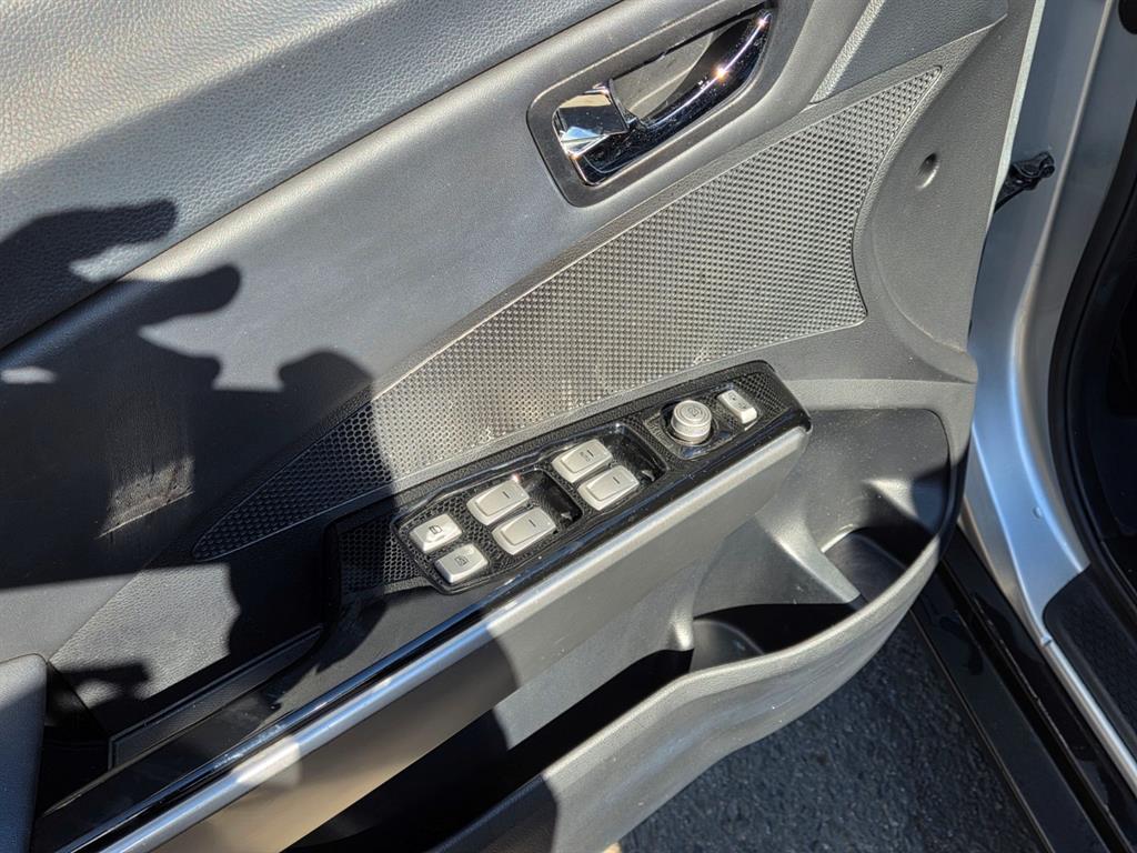 Ssangyong Tivoli - Vista 12