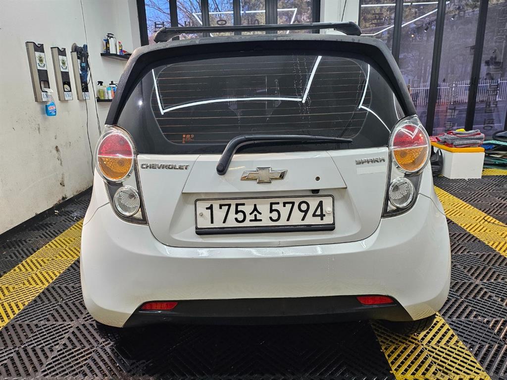 Chevrolet Spark - Vista 5