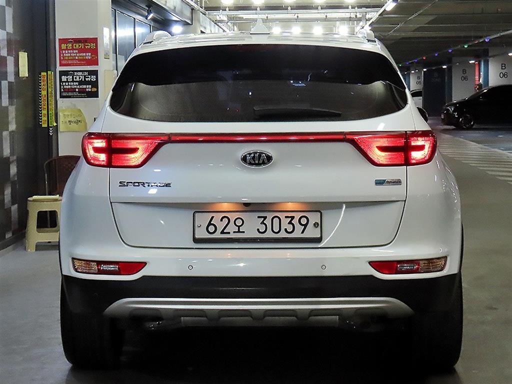 KIA Sportage - Vista 5