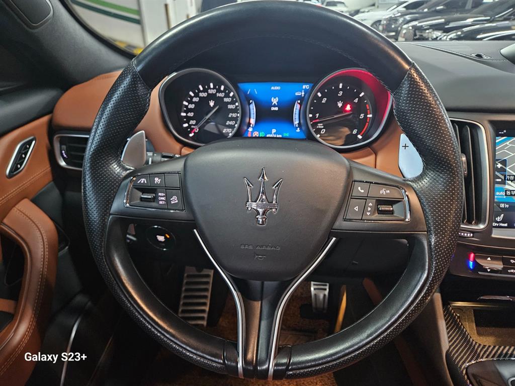 Maserati Levante - Vista 5