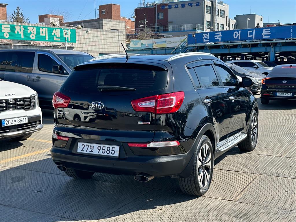 KIA Sportage - Vista 4