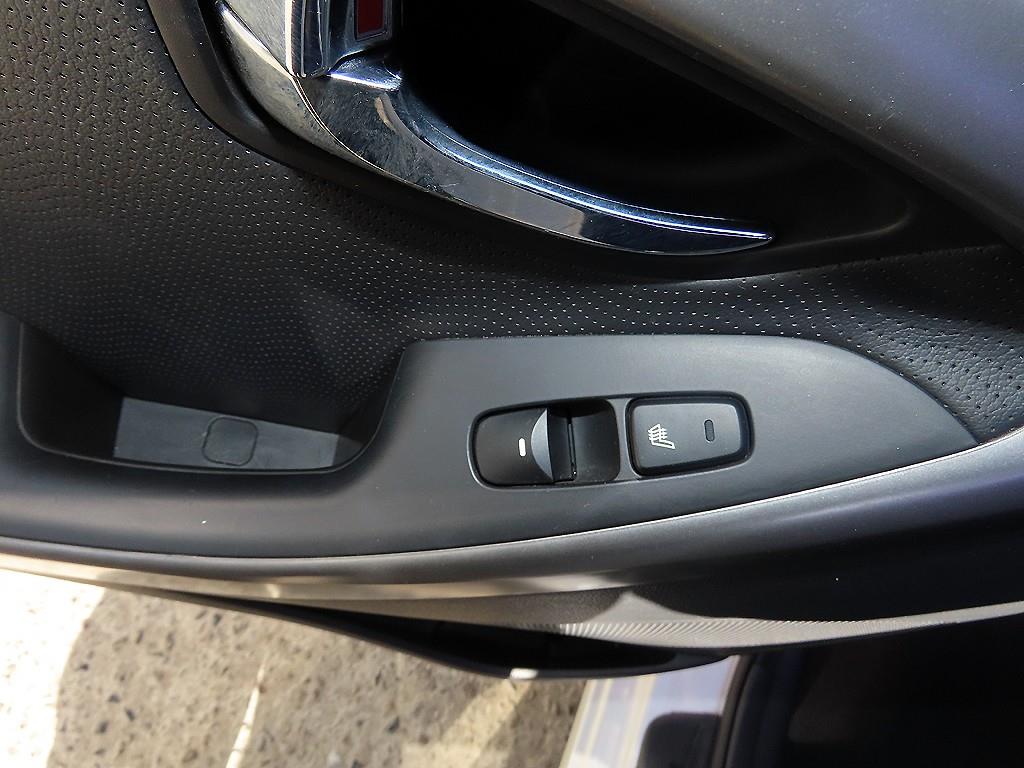 HYUNDAI Avante 2012 Blanco - Importación desde Corea - HF Imports Iquique - Foto 17