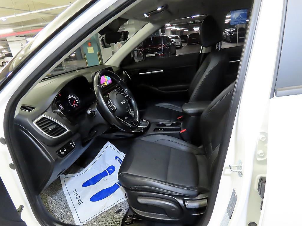 KIA Seltos - Vista 6