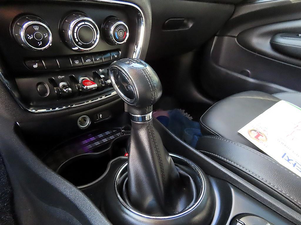 Mini Clubman - Vista 11