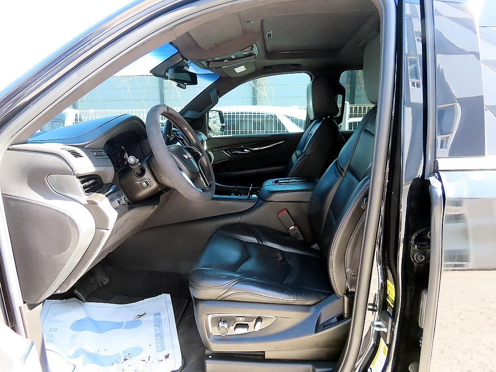 Cadillac Escalade - Vista 6