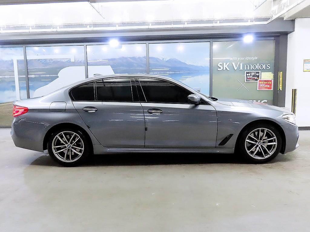 BMW 5 Series - Vista 3