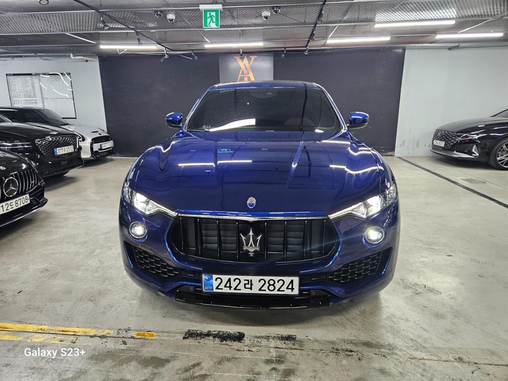 Maserati Levante 2018 Azul - Importación desde Corea - HF Imports Iquique - Foto 1