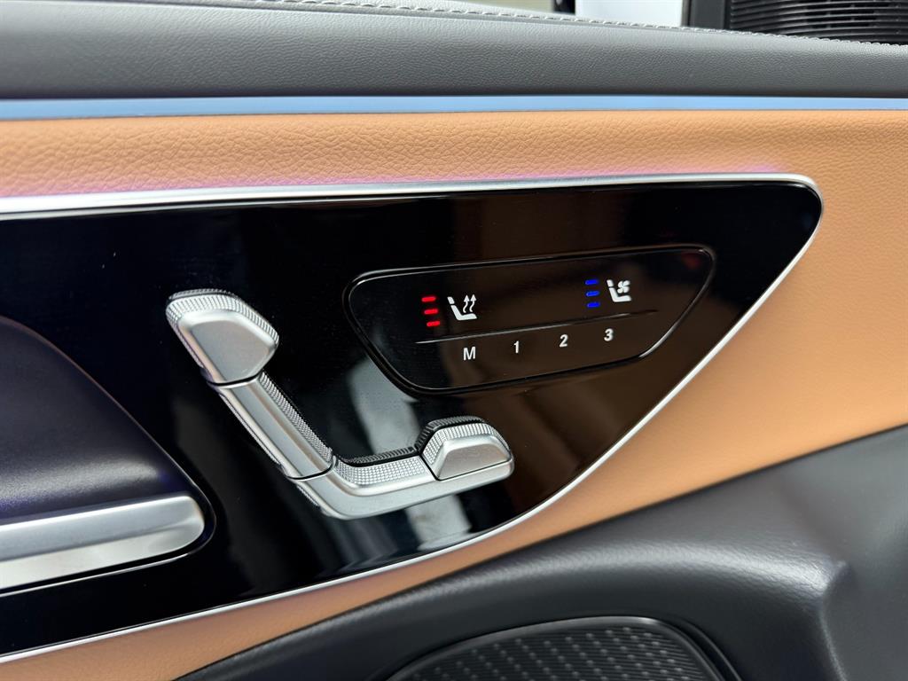 Mercedes Benz E class - Vista 12