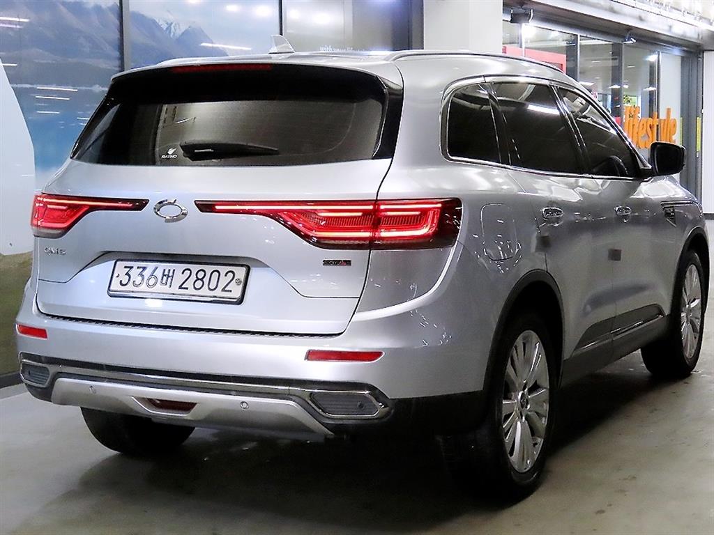 SAMSUNG QM6 - Vista 4