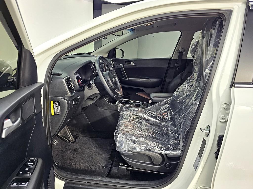 KIA Sportage - Vista 8