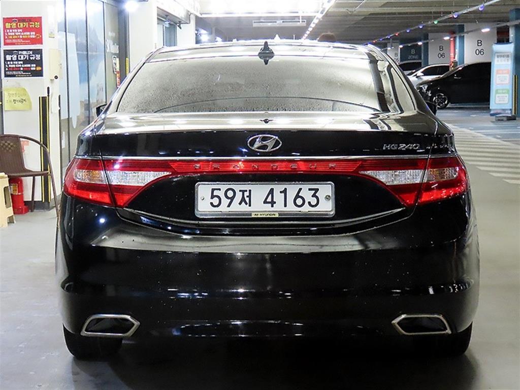 HYUNDAI Grandeur - Vista 5