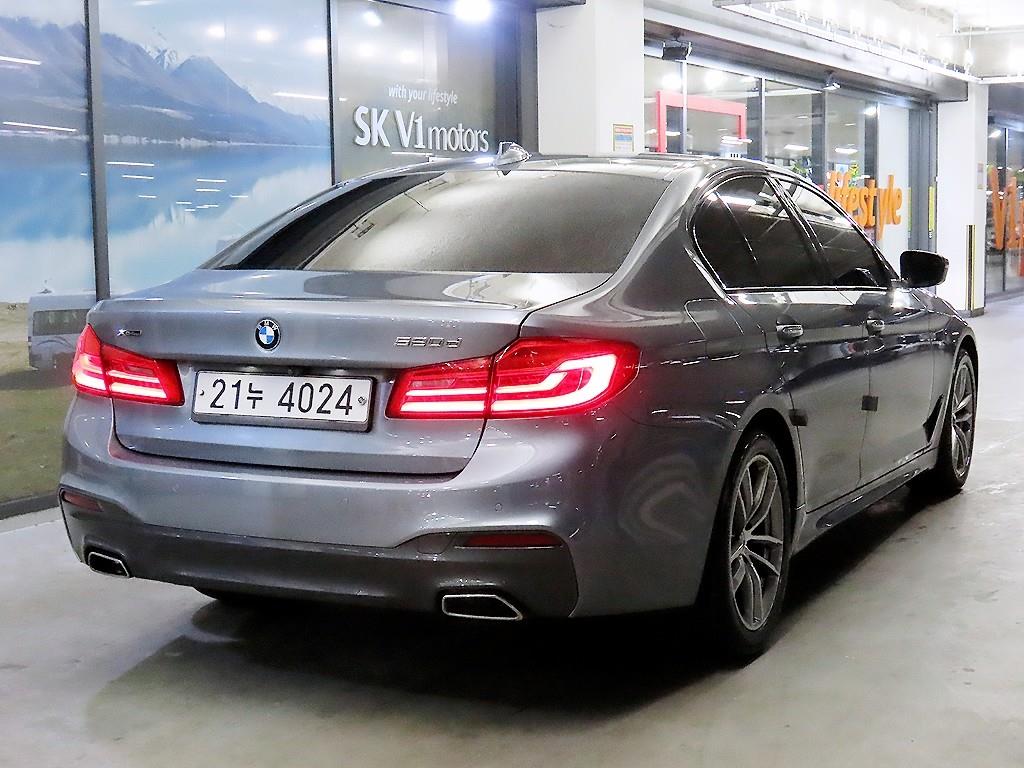 BMW 5 Series - Vista 4