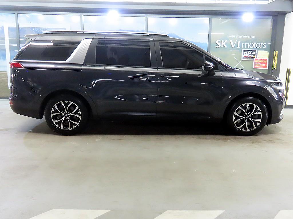 KIA Carnival - Vista 3