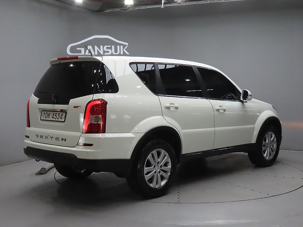 Ssangyong Rexton - Vista 7