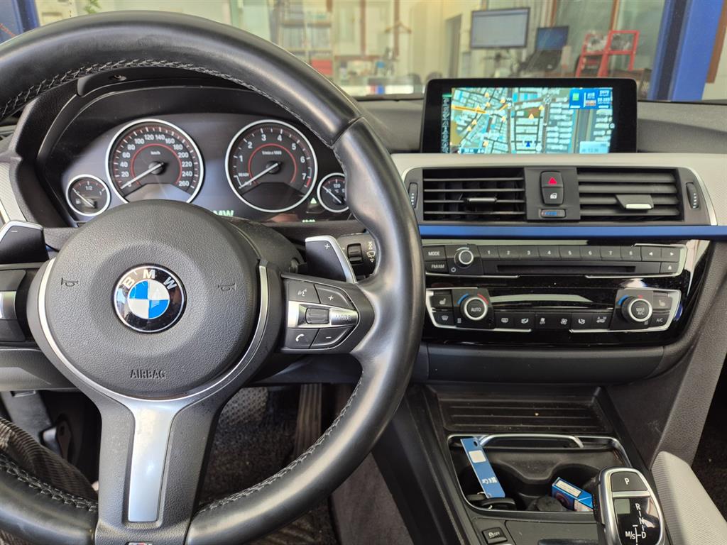 BMW 3 series - Vista 3