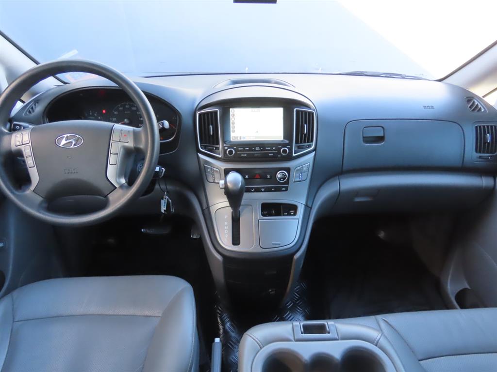 HYUNDAI Starex 2018 Blanco - Importación desde Corea - HF Imports Iquique - Foto 8