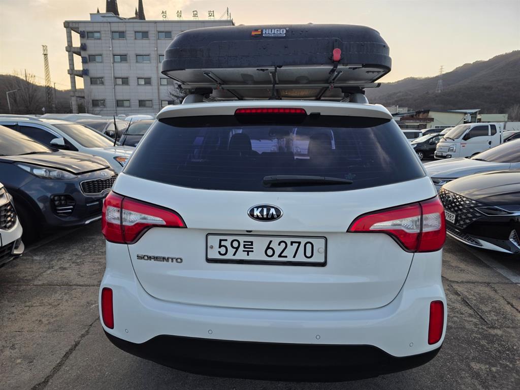 KIA Sorento - Vista 5