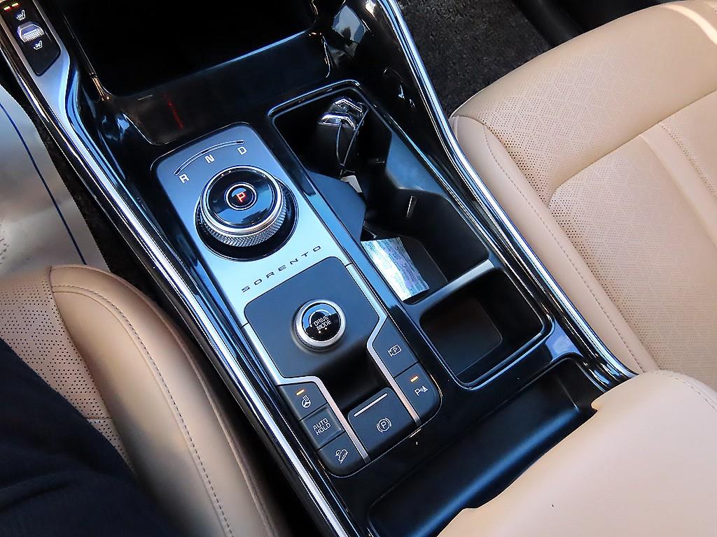 KIA Sorento - Vista 10