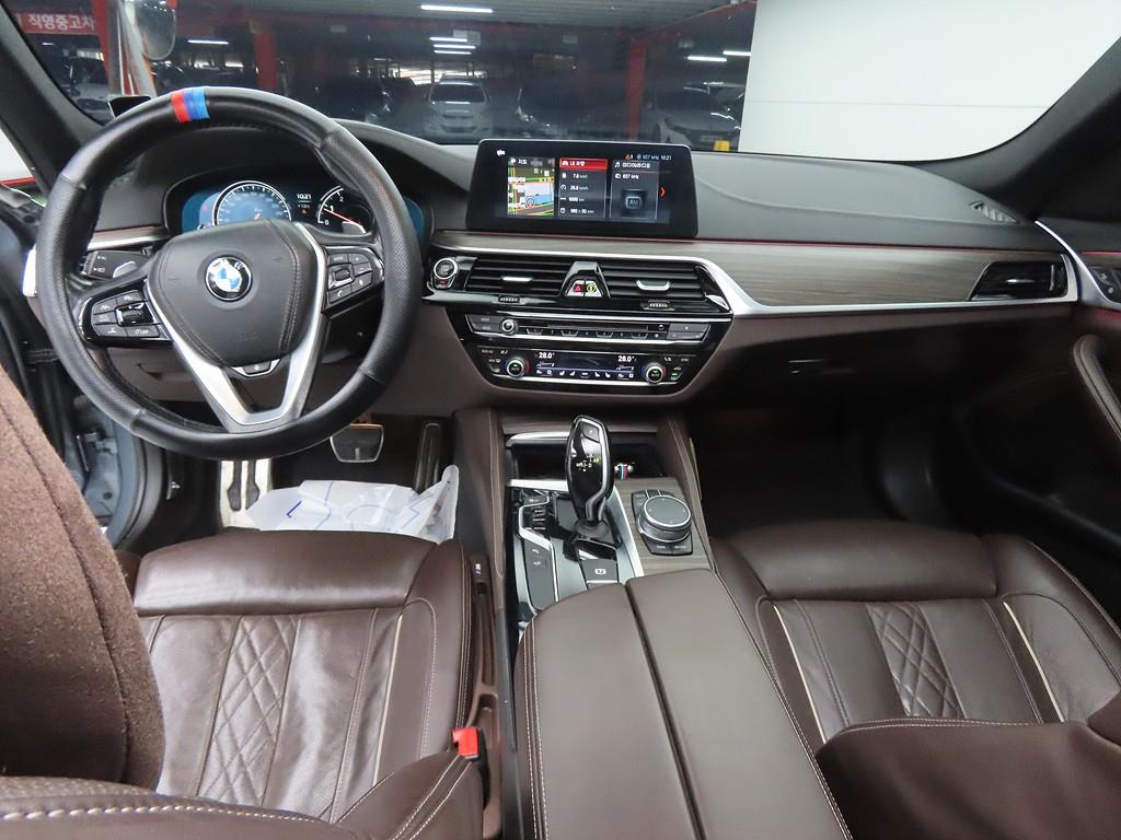 BMW 5 Series - Vista 7