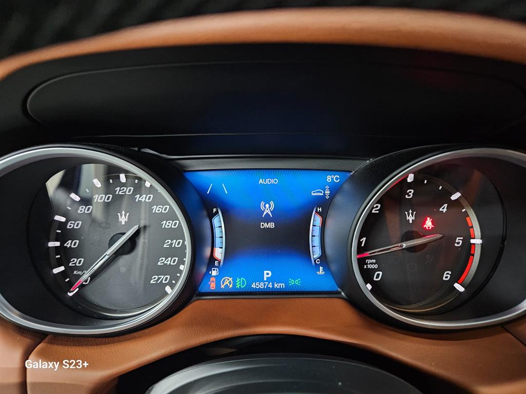 Maserati Levante - Vista 7