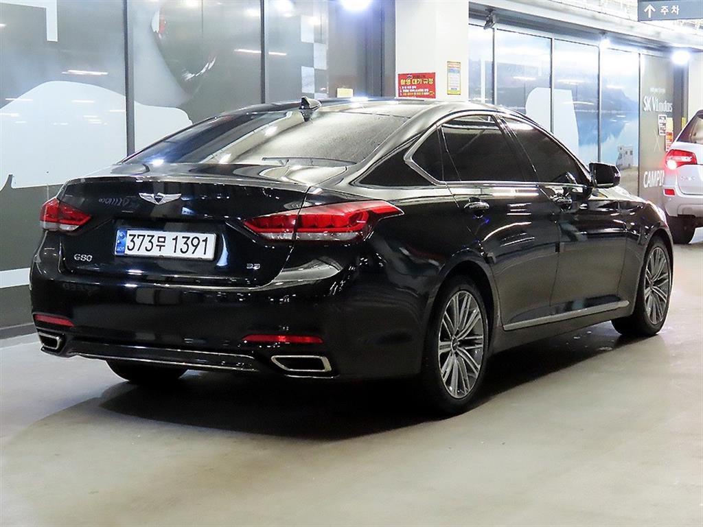 Genesis G80 - Vista 4