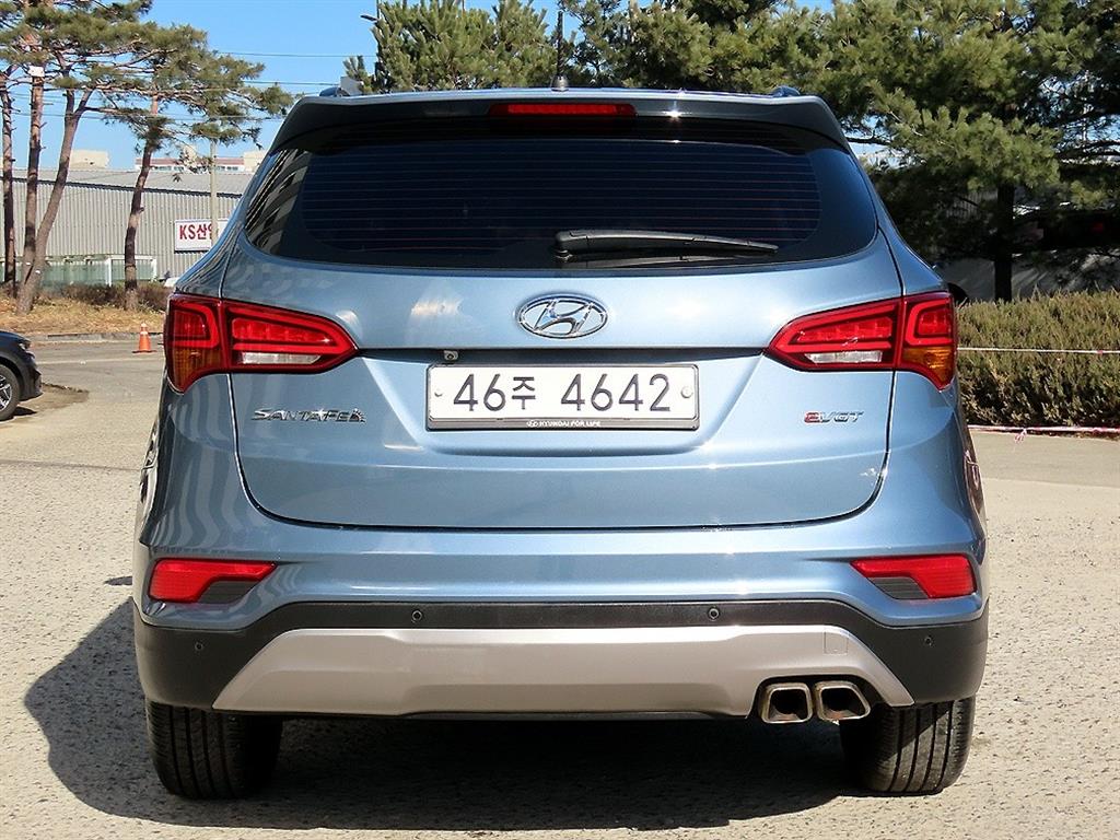 HYUNDAI Santa Fe - Vista 4